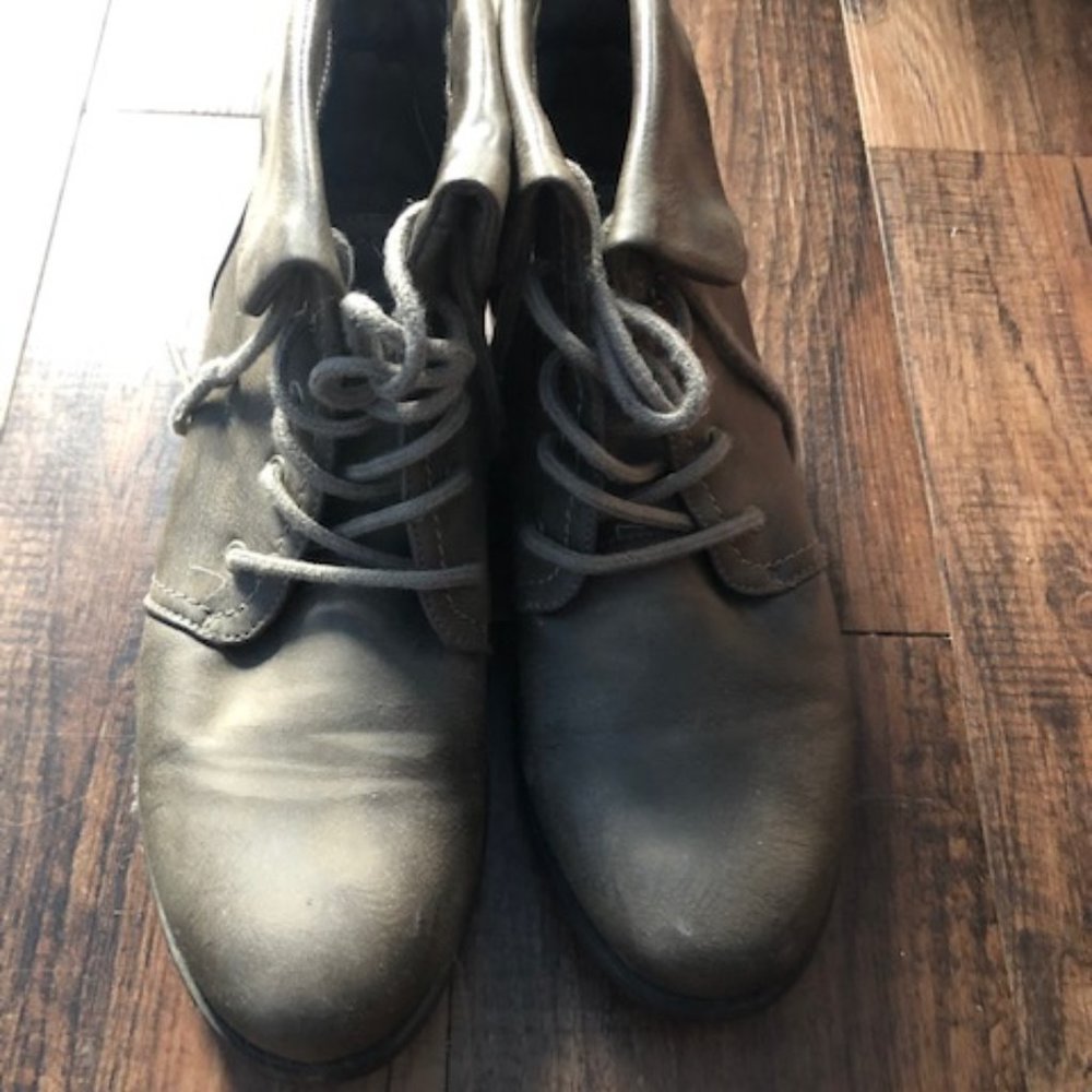 Sonoma ankle boots (Women's 10)